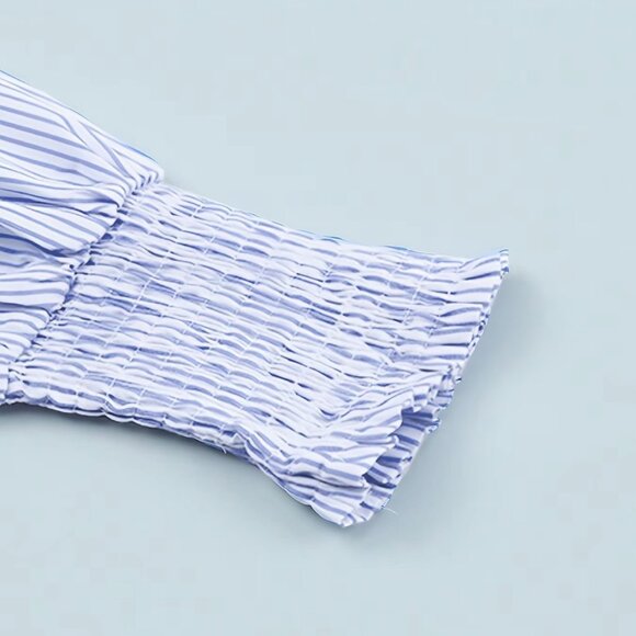 Blue & White Oversized Pinstriped Smocked Button-Up Shirt (XL / 1X) SO PRETTY! - Picture 5 of 14